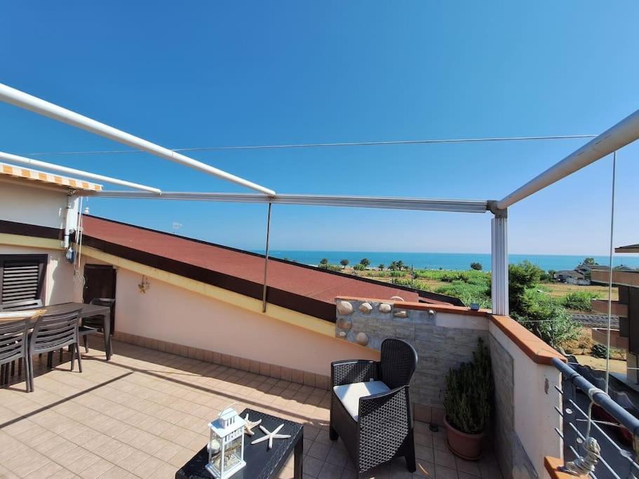 Lovely Flat With See View Розето-дельи-Абруцци Экстерьер фото
